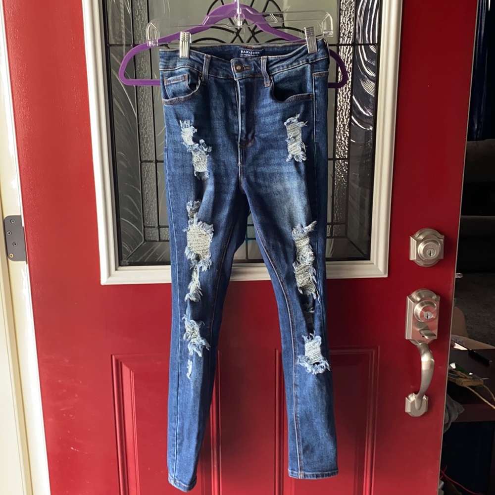Women holey jeans